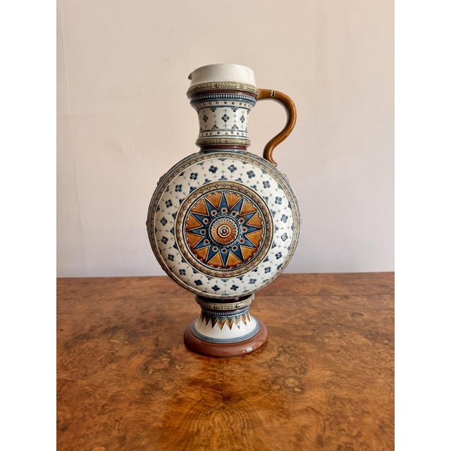 Antique Ewers from Villeroy & Boch, 1880, Set of 2 For Sale - Image 3 of 9