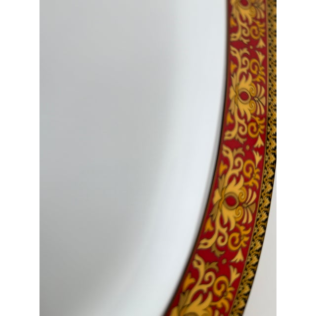 1990s Medusa Fish Plate by Versace for Rosenthal, 1990s For Sale - Image 5 of 7