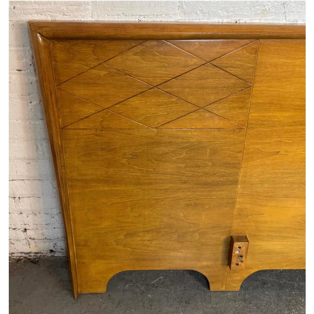 Mid 20th Century King Size Mid-Century Modern Bow-Shaped Headboard For Sale - Image 5 of 8