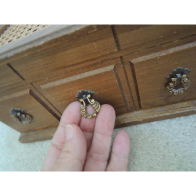 Late 20th Century Cane Top Oak Wood Jewelry Music Box For Sale - Image 5 of 12