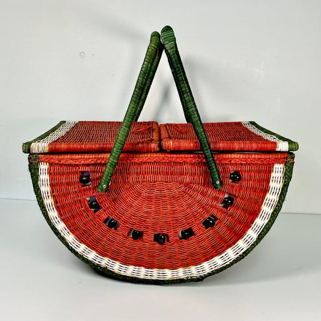 1980s Vintage Boho Chic Arts & Crafts Trompe L’Oeil Watermelon Wicker Picnic Basket. For Sale - Image 13 of 18
