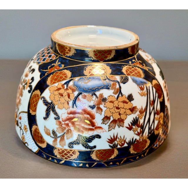 Chinese Export Imari Style Footed Centerpiece Bowl For Sale In New York - Image 6 of 12