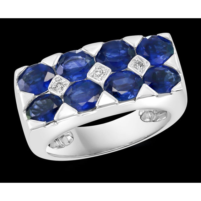 2.5 Carat Blue Sapphire and Diamond Cocktail Ring in 18 Karat White Gold Estate For Sale - Image 17 of 18