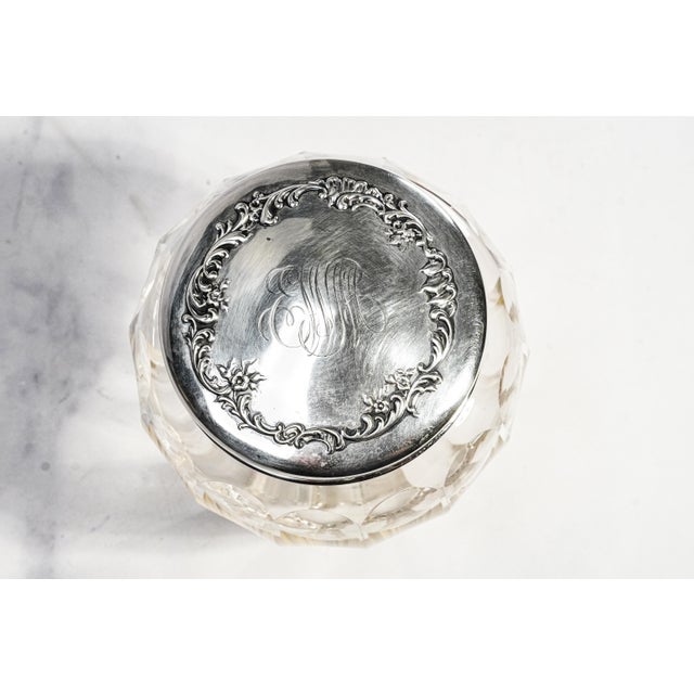 Wonderful Large Antique Sterling Silver Crystal Vanity Jar Edwardian Faceted Dresser Cut Crystal For Sale - Image 4 of 17
