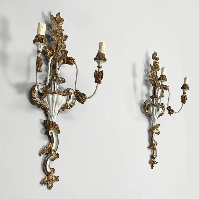Italian Two-Light Wall Lamps in Wood with Gold Finish, 1700s, Set of 2 For Sale - Image 3 of 18