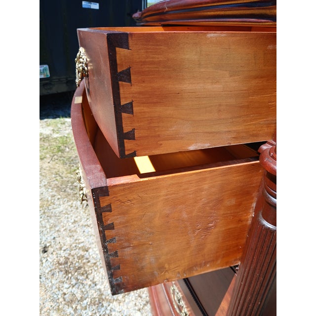 Antique Victorian Mahogany Chest of Drawers W Claw Feet and Six Drawers 1930s For Sale - Image 11 of 18