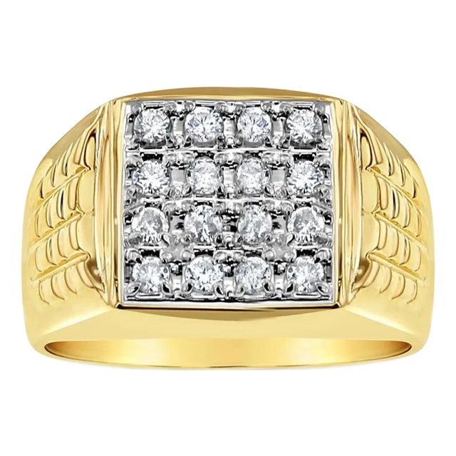 One Carat Square Faced Diamond Cluster Ring with Brick Patterned Band, Size 13 For Sale