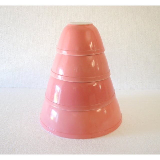 Mid-Century Modern Pyrex Pink Flamingo Nesting Bowl Set For Sale - Image 3 of 7
