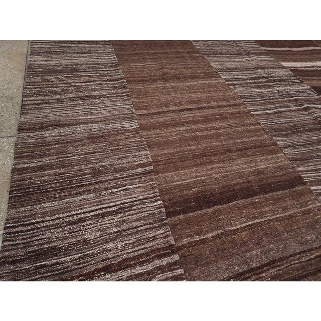 Mid 20th Century Galerie Shabab Collection Mid-20th Century Turkish Flatweave Kilim Carpet For Sale - Image 5 of 9