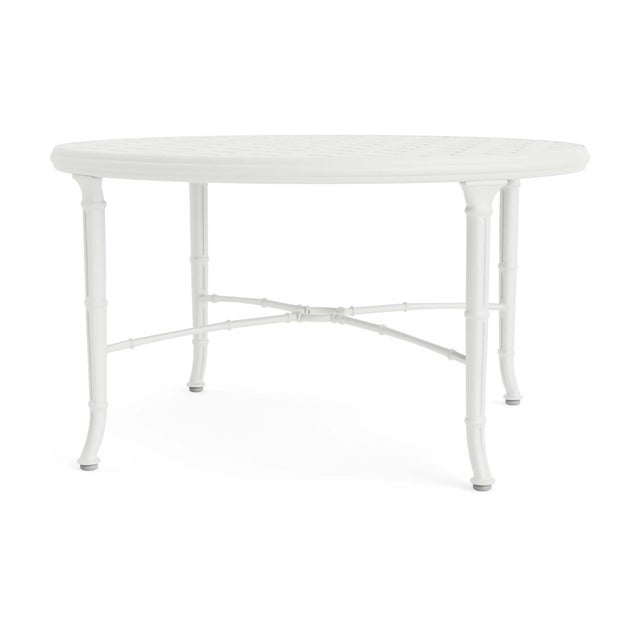Brown Jordan Calcutta 36" Round Cast Top Chat Table in Chalk For Sale