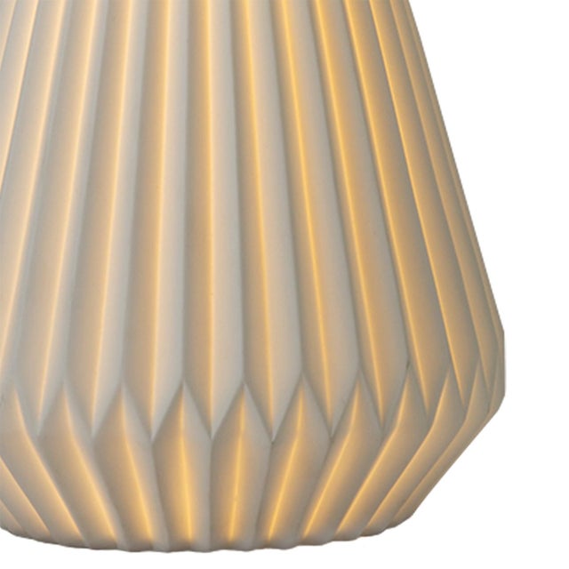 1960s Nova of California Concord Bone Porcelain 28" Table Lamp, White Walnut For Sale - Image 9 of 13