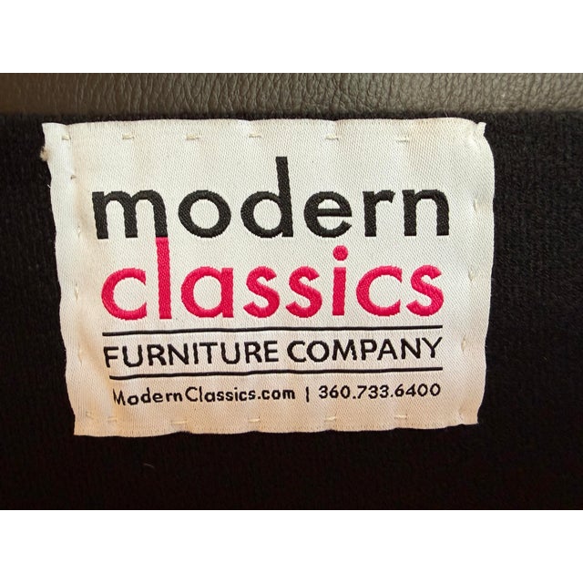 Le Corbusier, Jeanneret, Perriand Modern Classics Corbusier Style Petite Loveseat For Sale - Image 4 of 12