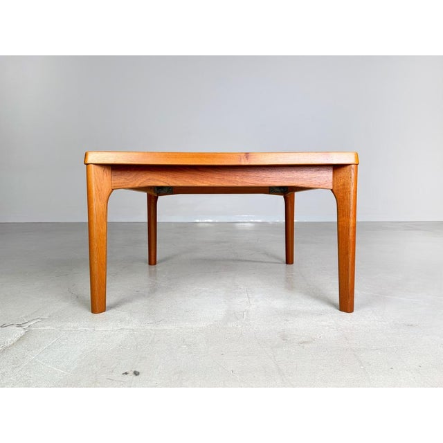 Mid-Century Coffee Table in Teak by Henning Kjaernulf for Velje Stolefabrik, 1960s, in Very Good conditions. Designed 1960...