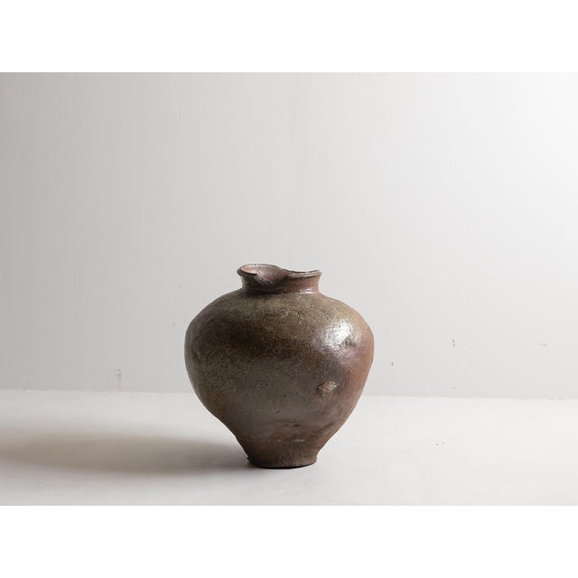 Brown Japanese Antique Pottery Jar 17th-18th Century/ Wabi-Sabi /Tokoname For Sale - Image 8 of 15