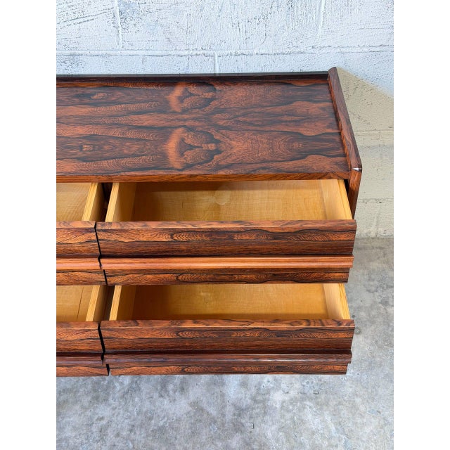 Brown Rosewood Four Drawer Dresser Chest Low Storage Bagn Møbelindustri Bruksbo Norway 1960s For Sale - Image 8 of 11