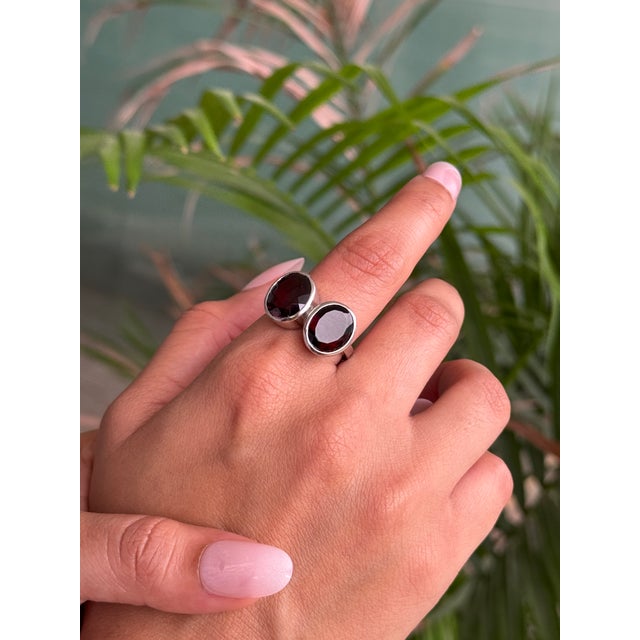 10.2 Carat Januaray Birthstone Twin Ring for Her Set in 925 Solid Silver - Size 7 For Sale - Image 4 of 12