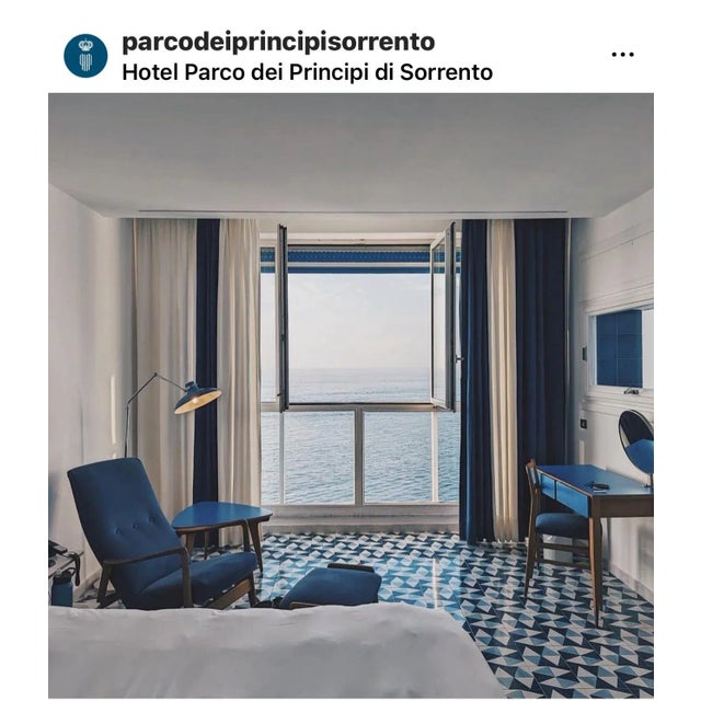 Pair of Armchairs Attributed to Gio Ponti, Coming From the Parco Dei Principi in Rome For Sale - Image 10 of 10