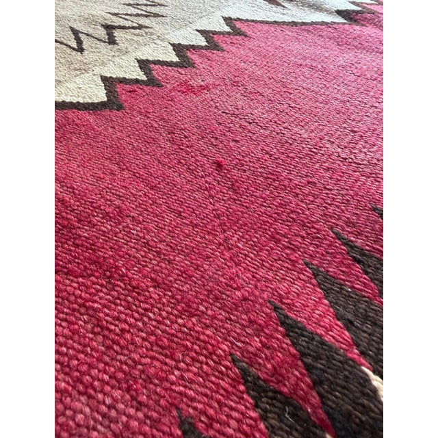 1920s Navajo Rug Red Field with Diamond & Serrated Border, Handwoven Southwesten For Sale - Image 13 of 18