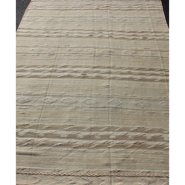 Mid 20th Century Vintage Turkish Flat-Weave Striped Kilim in Taupe Colors For Sale - Image 5 of 12