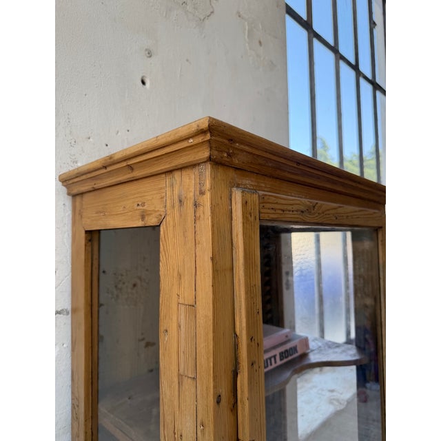 19th Century English Pine Display Case, 1890s For Sale - Image 13 of 18