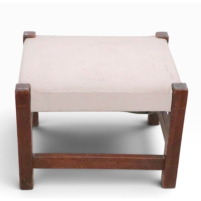 Early 20th Century Early 20th Century Mission Oak Arts and Crafts Period Stool Ottoman Footrest Bench in the Style of Stickley For Sale - Image 5 of 12