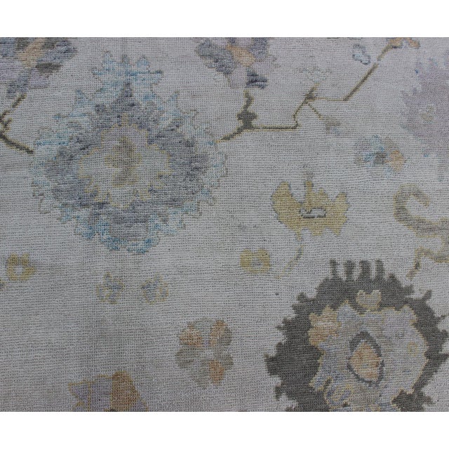 Ivory Keivan Woven Arts - Very Large Turkish Oushak Rug With Neutral Color Palette and All-Over Design For Sale - Image 8 of 11