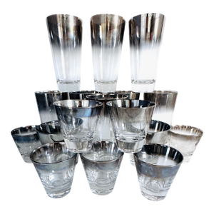 1950s Mid Century Vitreon Queen's Lusterware, Silver Ombre Cocktail Glasses 17 Pc Set