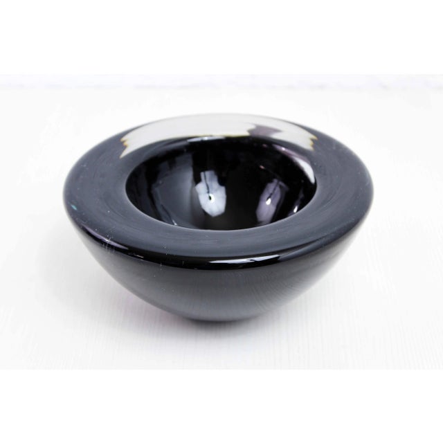 Glass Atoll Bowl by Ann Ehrner by Kosta Boda, 1980s For Sale - Image 10 of 11