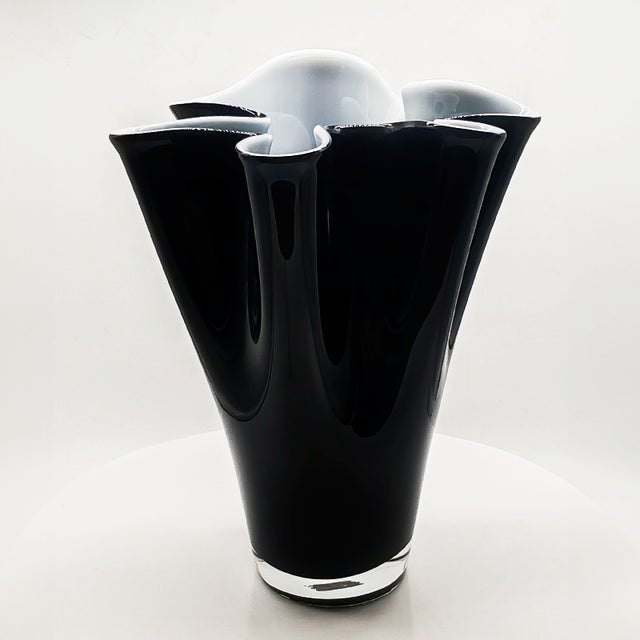 Large Jacketed Fazzoletto Vase in Murano Glass, 1960s For Sale - Image 9 of 10