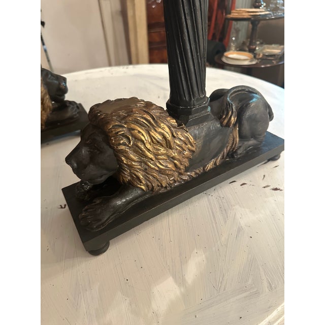 Spanish Revival Pair of 1930s Black and Gold Spanish Renaissance Revival End Side Tables With Lions and Red Velvet C For Sale - Image 3 of 12