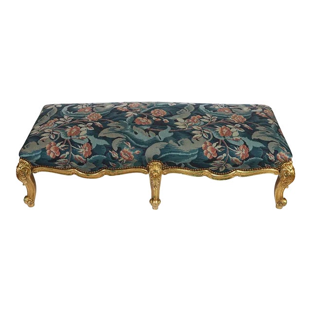 French Carved White Oversized Ottoman With Aqua Fabric in Louis XV Style For Sale - Image 3 of 5