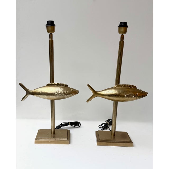Pair of table or bedside fish lamps in gilt gilding metal, bronze style. In the mood of Fondica, Mathias, Stéphane...