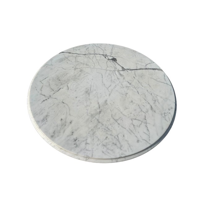 1960s 1960s Conmar Italian Hollywood Regency Coffee Table With Carrara Marble Top | Hand-Carved Giltwood Acanthus Pedestal | Made in Italy For Sale - Image 5 of 15