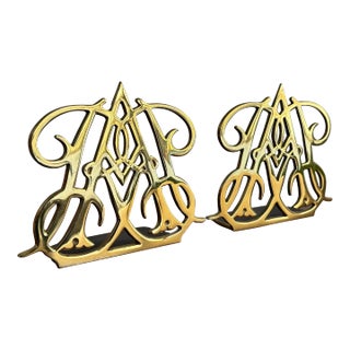 Virginia Metalcrafters Queen Anne Cypher 1977 Colonial Williamsburg Foundation Brass Bookends - a Pair For Sale