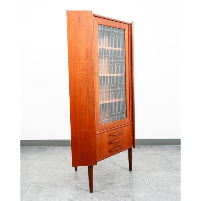 1960s Mid Century Danish Modern Corner Cabinet Teak Wood Bar Denmark Drawers Glass MCM For Sale - Image 5 of 11