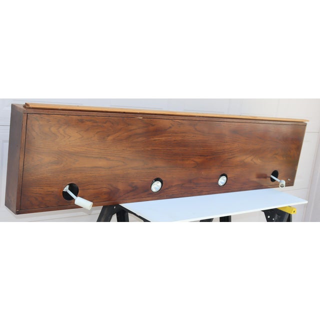 WELCOME AND THANK YOU FOR TAKING THE TIME TO LOOK!! Absolutely gorgeous, Stunning, Rare vintage Henredon bridge/headboard...