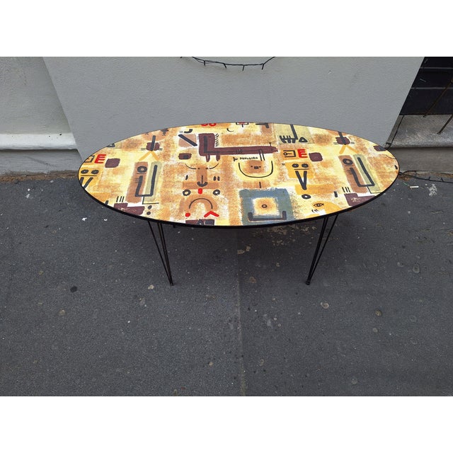 Coffee Table with Iron and Brass Legs, Silkscreened Wooden Top with Gio Pomodoro Design, 1950s For Sale - Image 4 of 8