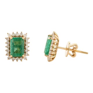 18k Yellow Gold 1.72ct Natural Emerald Green Earrings With Halo Diamonds- A Pair For Sale
