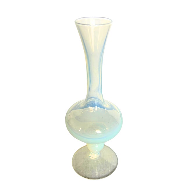 1950s Vintage French White Opaline Lamp from Lampe Berger and Opalescent Soliflore Vase, 1950, Set of 2 For Sale - Image 5 of 9