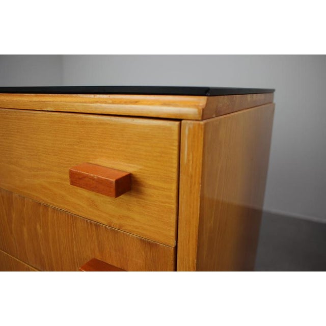 Mid-Century Maple Nightstands with Black and White Tops by František Mezulaník, 1960s, Set of 2 For Sale - Image 15 of 18