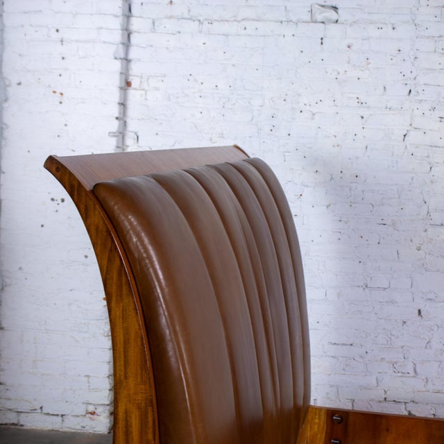 Late 20th Century Neoclassic Revival Arbus King Sleigh Bed W/Leather Upholstered Headboard 6000 Series by Henredon For Sale - Image 10 of 18