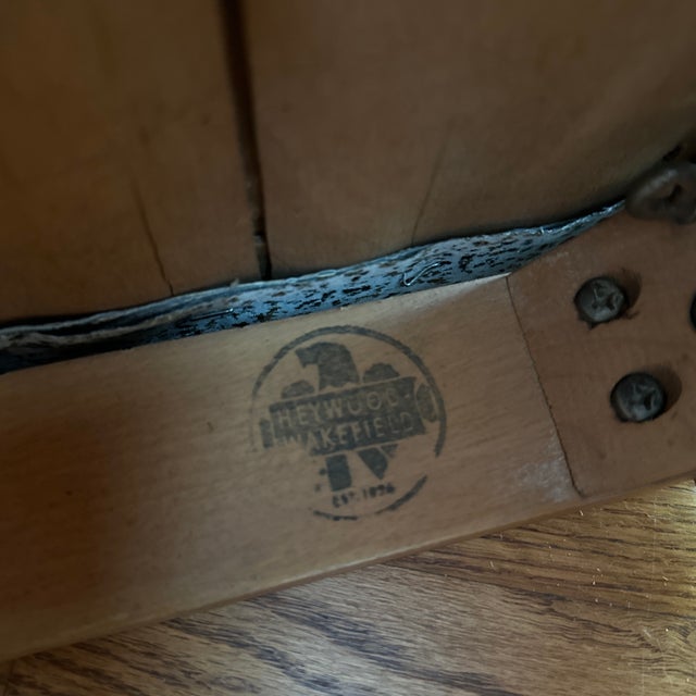 1960s 1960s Heywood-Wakefield Mid-Century Wishbone Expandable Dining Table With Six Stingray Chairs For Sale - Image 5 of 12