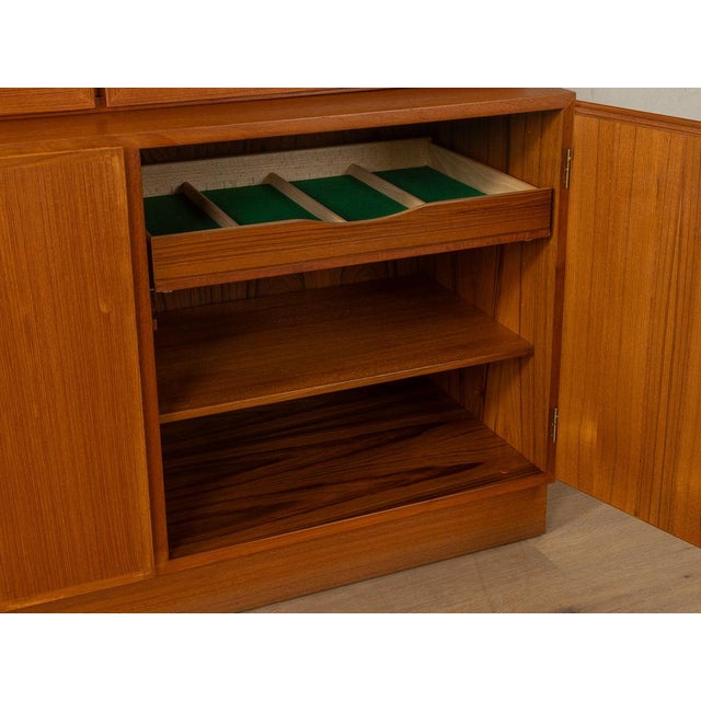 1960s Vintage Display Cabinet by Omann Jun, 1960s For Sale - Image 5 of 10