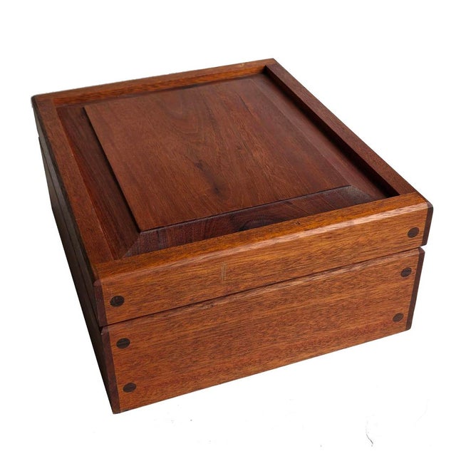 Coffee Vintage Tropical Hardwood Humidor With Spanish Cedar Lining For Sale - Image 8 of 15