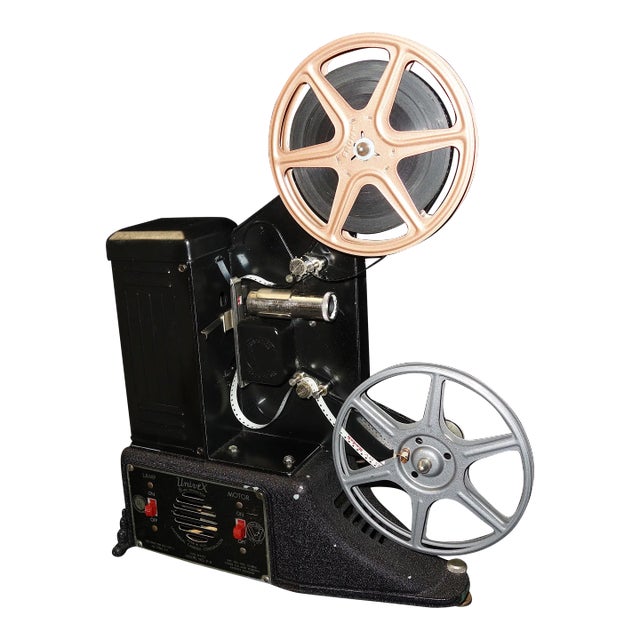 Circa 1936 Universal Camera Corporation 8mm Projector For Sale