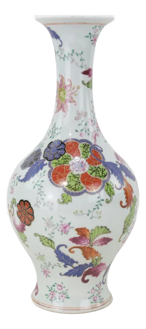 Chinese Famille Rose Porcelain Vase With Tobacco Leaves Design
