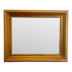 Vintage-Style Distressed Gold Wood Frame – Fits 8x10