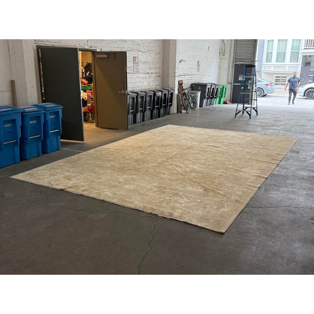 11ft 6in × 17ft 7in Egyptian Khyber Rug For Sale - Image 4 of 12