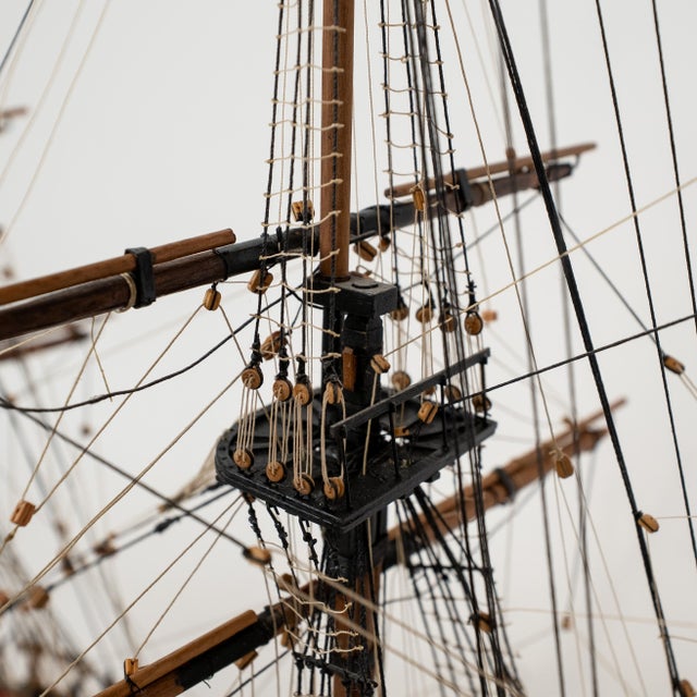 Brown Italian Amati HMS Fly Ship Model, Hand-Assembled, 1:64 Scale, Restored For Sale - Image 8 of 18