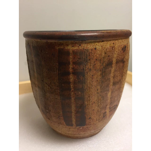 beautifully crafted mid century modern drip glaze Studio Pottery decorative bowl. Features neutral brown tones, artists...